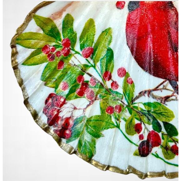 Hand Painted Red Cardinal Ornament Trinket Dish Sea Scallop Shell Holiday Gift - Picture 6 of 10